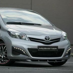 Toyota Yaris XP13 priekinio bamperio spoileris Carbon